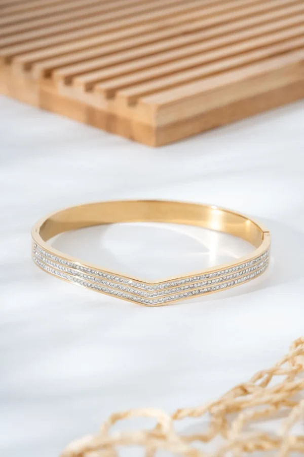 Zarif Taşlı Çelik Kelepçe