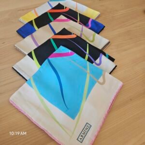 Armine Sura İpek Eşarp