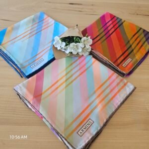 Armine Sura İpek Eşarp